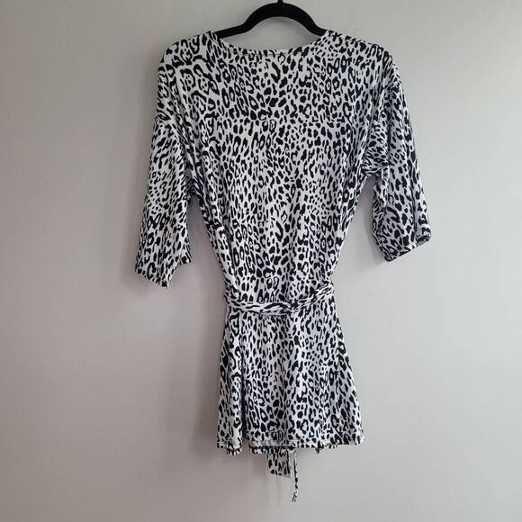 black & white leopard print robe shorter length y2k inspired maximalist cozy lou - Picture 2 of 7